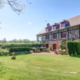 Ancien Moulin à vendre en bord de rivière à proximité de Dieppe en Normandie