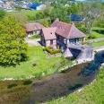 Ancien Moulin à vendre en bord de rivière à proximité de Dieppe en Normandie