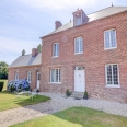 Belle maison de maître à vendre avec dépendances et prairies