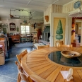 Maison vue sur mer à vendre à Hautot sur Mer entourée de bois