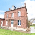 Maison en brique à vendre dans centre bourg. Idéale maison de famille