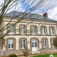 Belle maison de caractère avec dépendances et parc 15 000 m² 