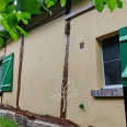 Maison ancienne dans la campagne vallonnée du Pays de Bray
