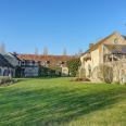 Petite abbaye à vendre avec prieuré, chapelle, piscine couverte, longère, Ivry La Bataille  4877