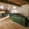 Petite abbaye à vendre avec prieuré, chapelle, piscine couverte, longère, Ivry La Bataille  4877