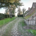 Petite abbaye à vendre avec prieuré, chapelle, piscine couverte, longère, Ivry La Bataille  4877