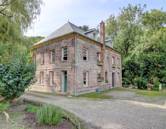 Maison de maitre complètement restaurée à vendre proche Dieppe