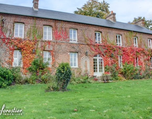 Maison de famille axe Rouen- Dieppe, avec dépendances