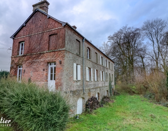 Maison de famille axe Rouen- Dieppe, avec dépendances