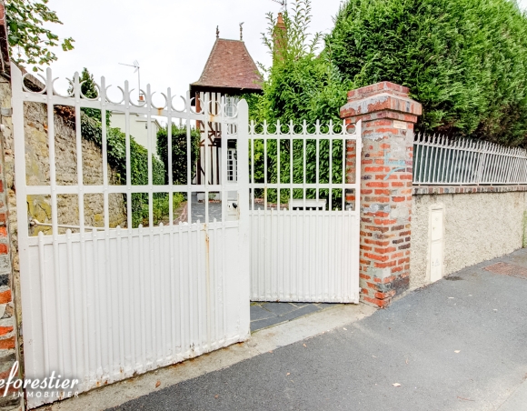  Villa à vendre dans le centre de Cabourg