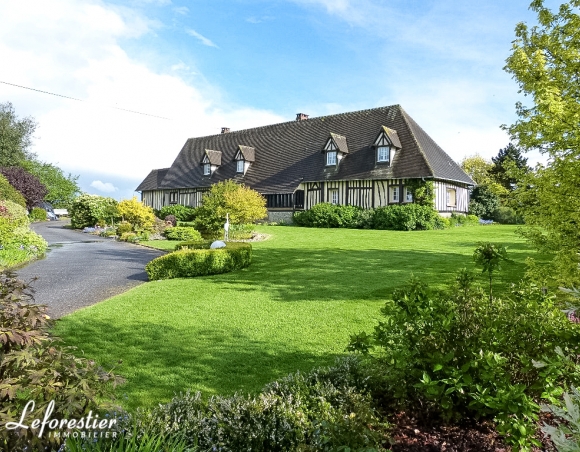Maison de campagne avec jardin paysager sur l'axe Rouen Neufchâtel