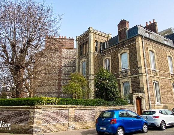Maison bourgeoise de la fin du 19éme siècle à vendre à Dieppe