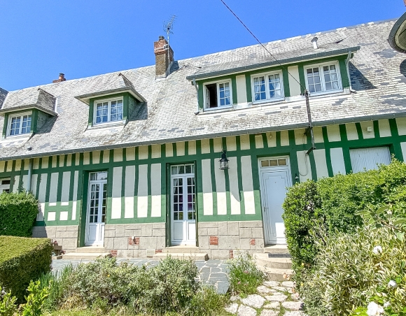 Appartement en duplex à vendre avec jardin privatif et vue mer Appartement en duplex à vendre avec jardin privatif et vue mer