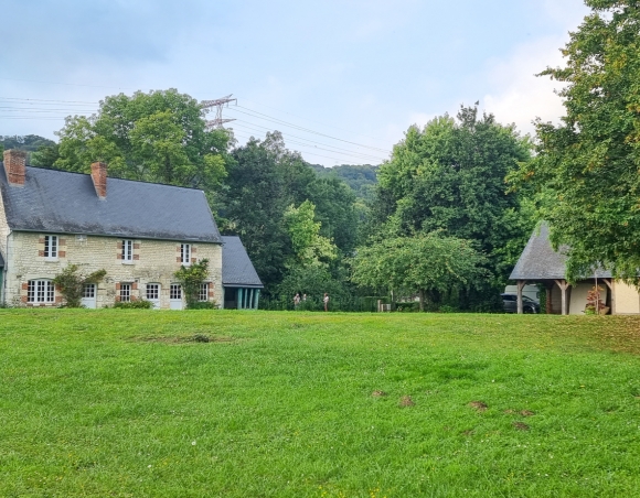 Charmante maison du 18ème en Bord de Seine Charmante maison du 18ème en Bord de Seine