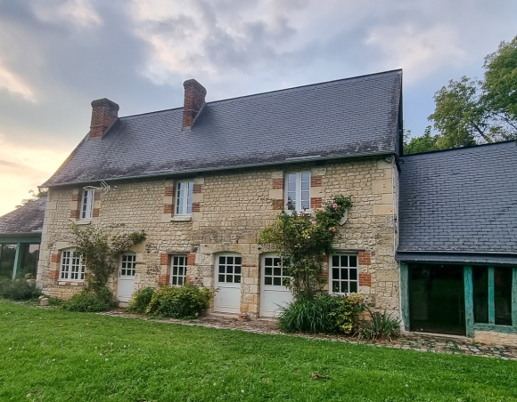 Charmante maison du 18ème en Bord de Seine