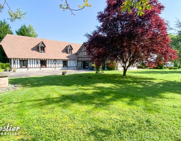 Magnifique maison de famille dans un charmant village avec vue imprenable sur la Seine