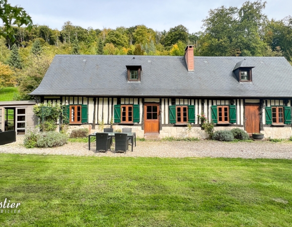 Longère Normande, divisée en deux logements, aux portes d’Yvetot