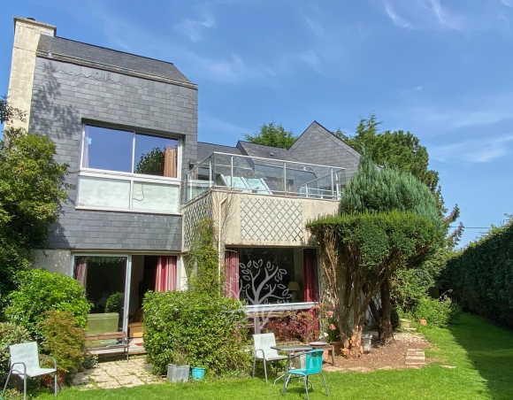 Une maison d'architecte sur le golf de Dieppe à vendre