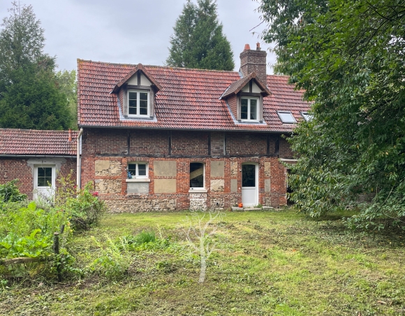 A vendre à proximité de Rouen, maison de campagne à la ville