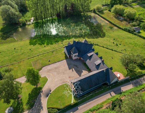 Grande propriété à vendre en bord de rivière entre Dieppe et Rouen