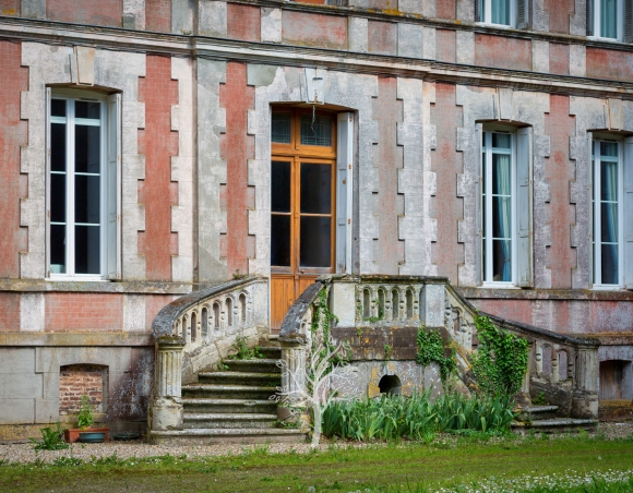 Château du 19ème siècle à restaurer à proximité de la côte Normande