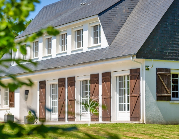 Charmante Maison Traditionnelle à Vendre à Hautot-sur-Mer