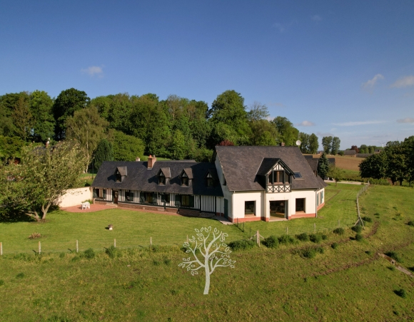 Grande propriété à vendre en bord de rivière entre Dieppe et Rouen