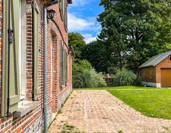 Une charmante maison de maître à vendre en bord de mer