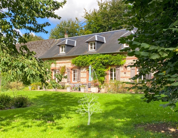 Très confortable propriété de caractère à vendre au calme proche du Havre