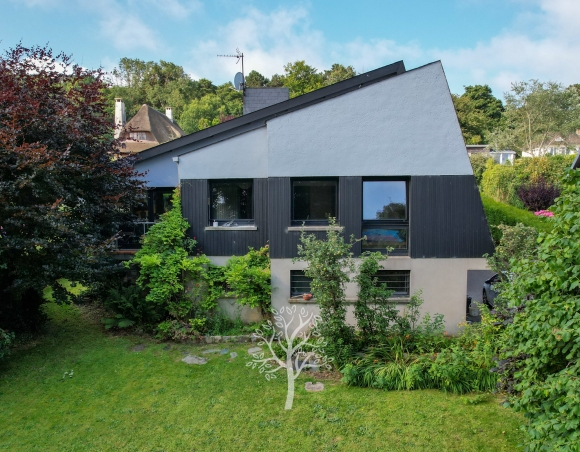 Maison d’architecte à vendre avec vue sur mer 