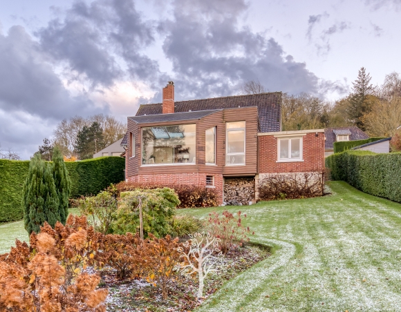 Maison lumineuse avec très belle vue mer à vendre à Pourville sur Mer Maison lumineuse avec très belle vue mer à vendre à Pourville sur Mer