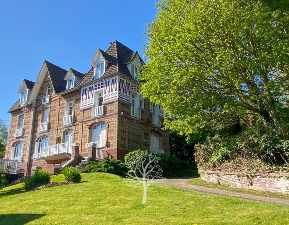 Pourville : appartement à vendre avec magnifique vue mer Pourville : appartement à vendre avec magnifique vue mer