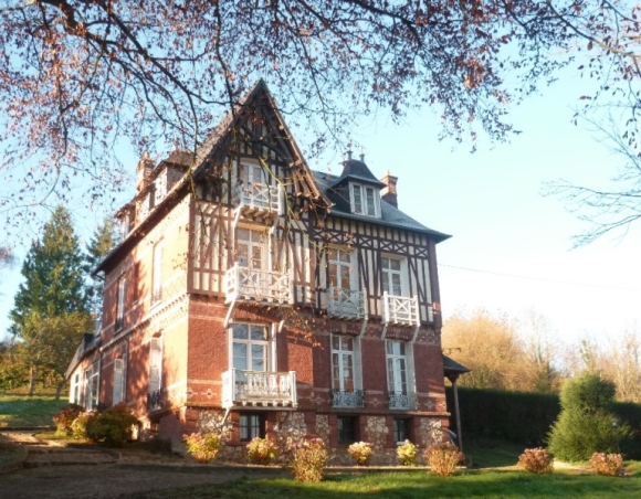 Propriété de caractère sur le Littoral normand  Arques la Bataille
