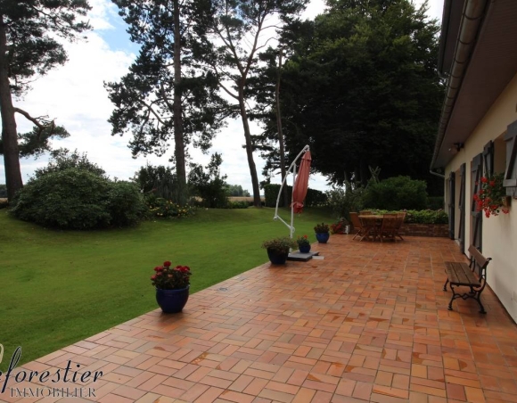 Maison de campagne avec grand terrain et garage en vente dans le Pays de Caux 4861