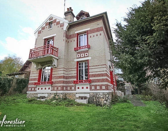 Charmante Maison de ville à Dieppe avec garage et jardin