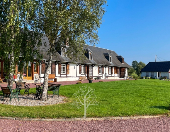 Grande maison normande avec appartement indépendant, à 45 km de la mer