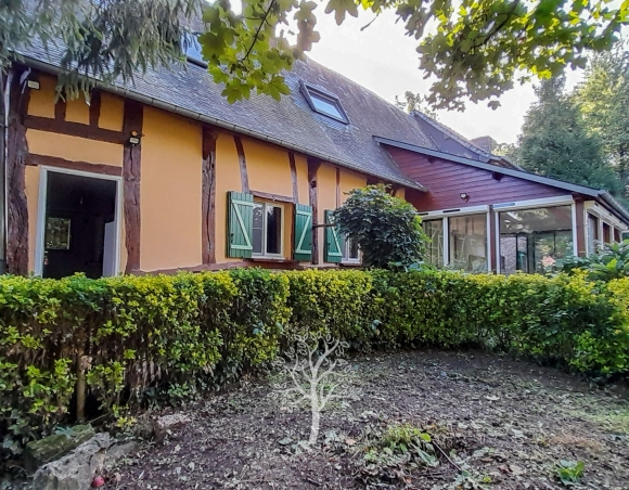 Propriété ancienne à vendre près de Neufchâtel-En-Bray