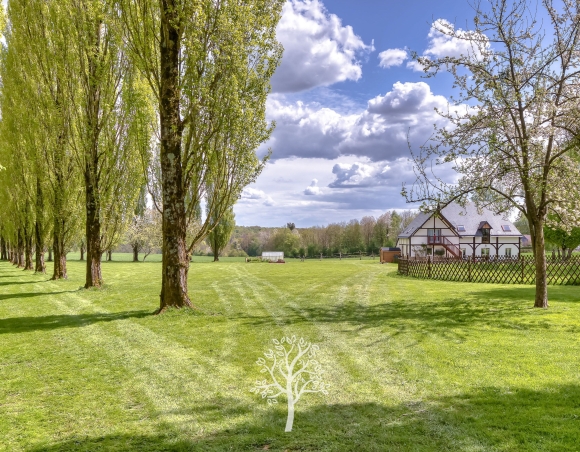Propriété normande entre Rouen et Gournay-en-Bray – Idéale chambres d’hôtes