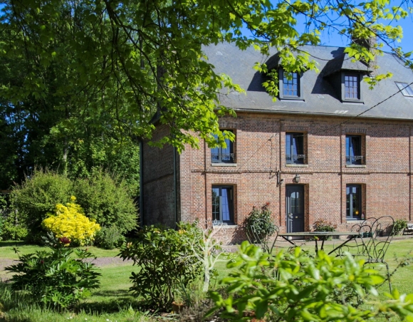 Presbytère rénové proche Neufchâtel en Bray