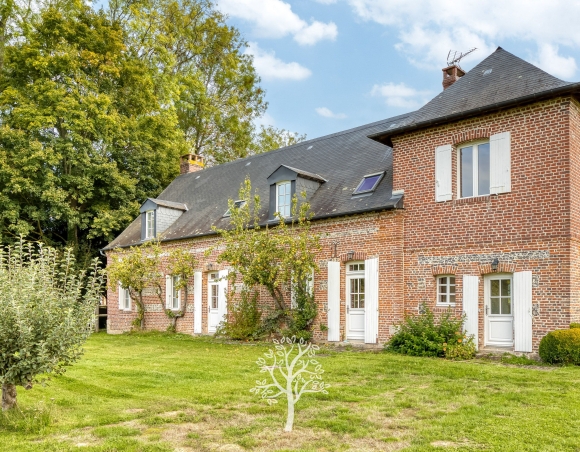 À mi-chemin entre Rouen et Dieppe, au cœur d’un environnement préservé