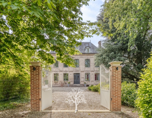 Demeure de caractère avec dépendance au cœur du Pays de Caux
