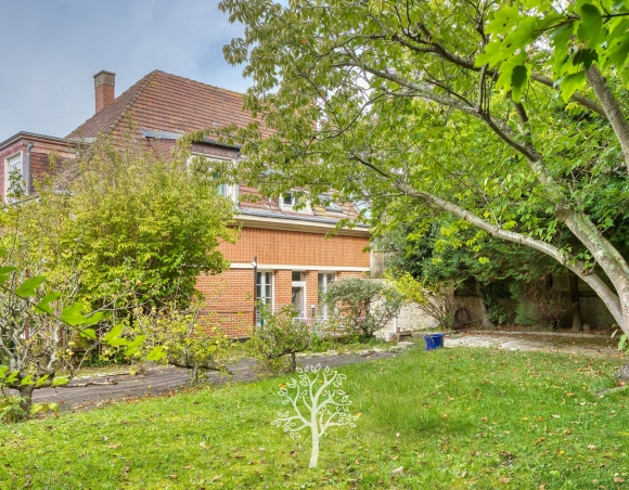Entre port et jardin, le charme intemporel d’une villa des années 50 à St Valéry en Caux