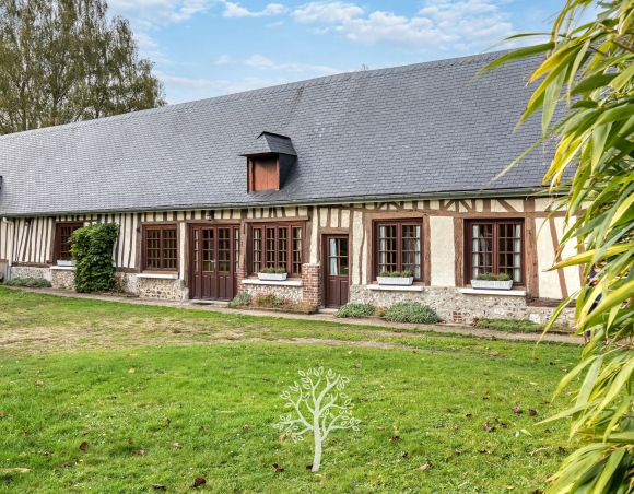 Charmante maison normande à vendre à St Martin de Boscherville proche de Rouen Charmante maison normande à vendre à St Martin de Boscherville proche de Rouen