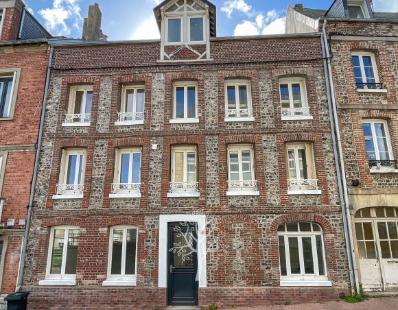 Maison de ville au cœur de Saint-Valery-en-Caux
