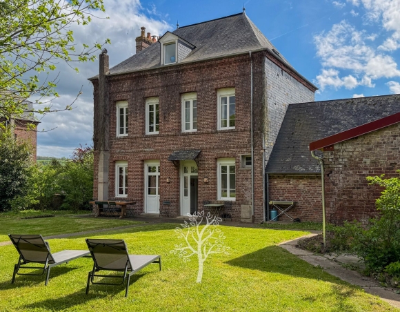 Maison de Maître centre bourg à proximité de Dieppe
