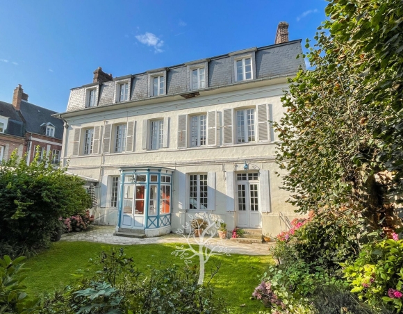 Authentique Maison de maître en vente interactive Authentique Maison de maître en vente interactive