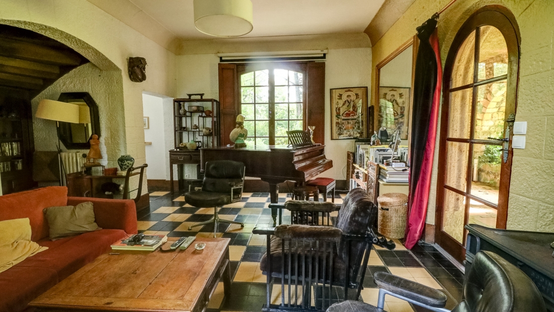 Prieure For Sale In An Authentic Property Prieure For Sale In An Authentic Property