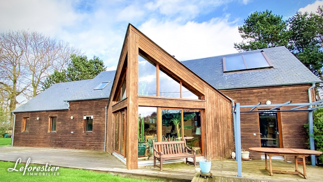 Maison en bois à vendre - Chalet et ossature en bois - Espaces