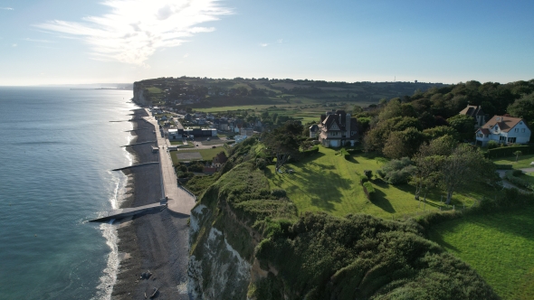 L'immobilier en Normandie, côte d'albatre