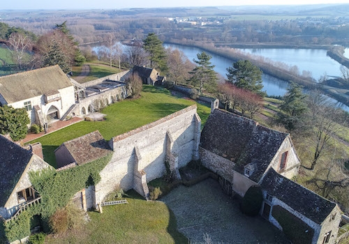 Videos and aerial photos for real estate